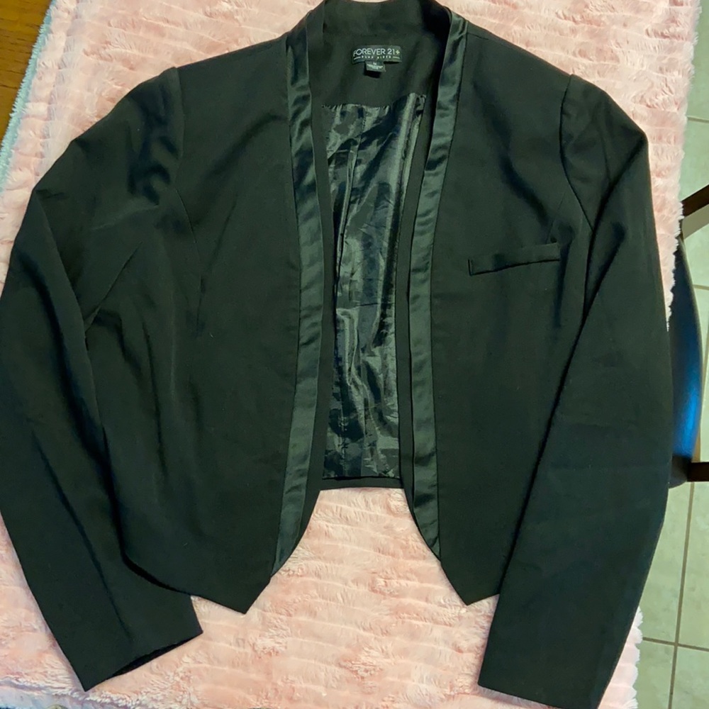 Great blazer for your wardrobe!